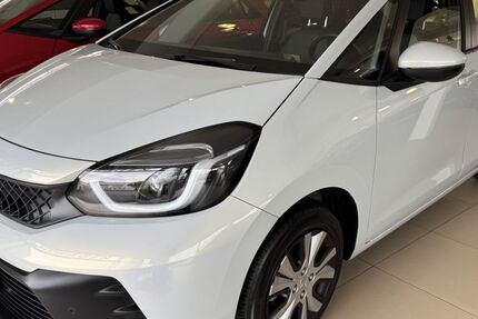 Honda Jazz 14.087 km 22.990 &euro; Brühl 50321
