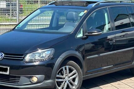 VW Touran 232.800 km 6.490 &euro; Overath bei Köln 51491