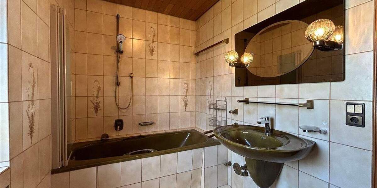 Mehrfamilienhaus, Wohnhaus Bad Neuenahr-Ahrweiler Ahrweiler - 1 Zimmer, 749.500&euro; | Angebot:25849219