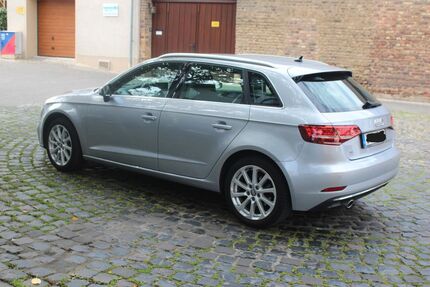 Audi A3 70.415 km 18.000 € Bonn 53179