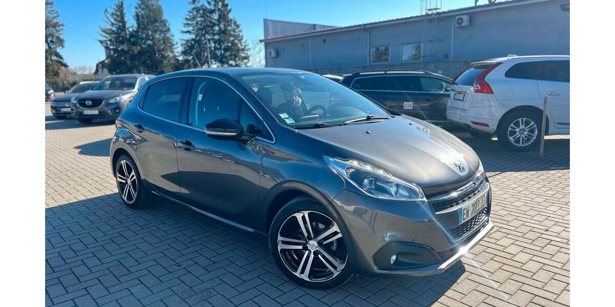 Peugeot 208 108.000 km 7.999 &euro; Königswinter 53639