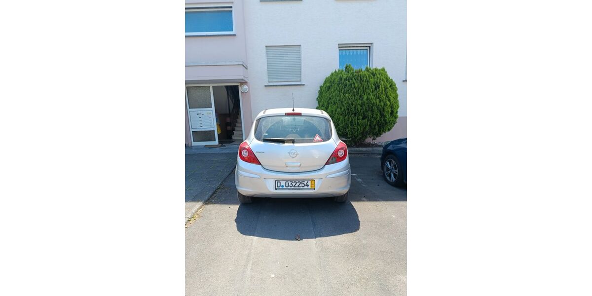 Opel Corsa 236.000 km 1.000 &euro; Rheinbreitbach 53619