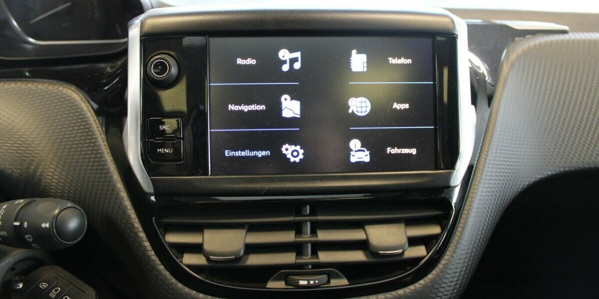 Peugeot 2008 PureTech 130 GPF Allure 38.193 km 12.980 &euro; Euskirchen 53881