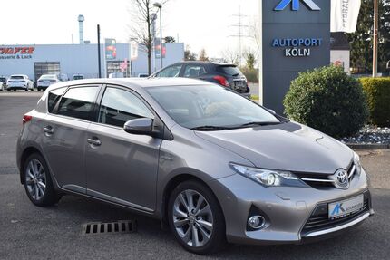 Toyota Auris 117.500 km 11.850 &euro; Köln (Nähe Flughafen Köln/Bonn) 51147