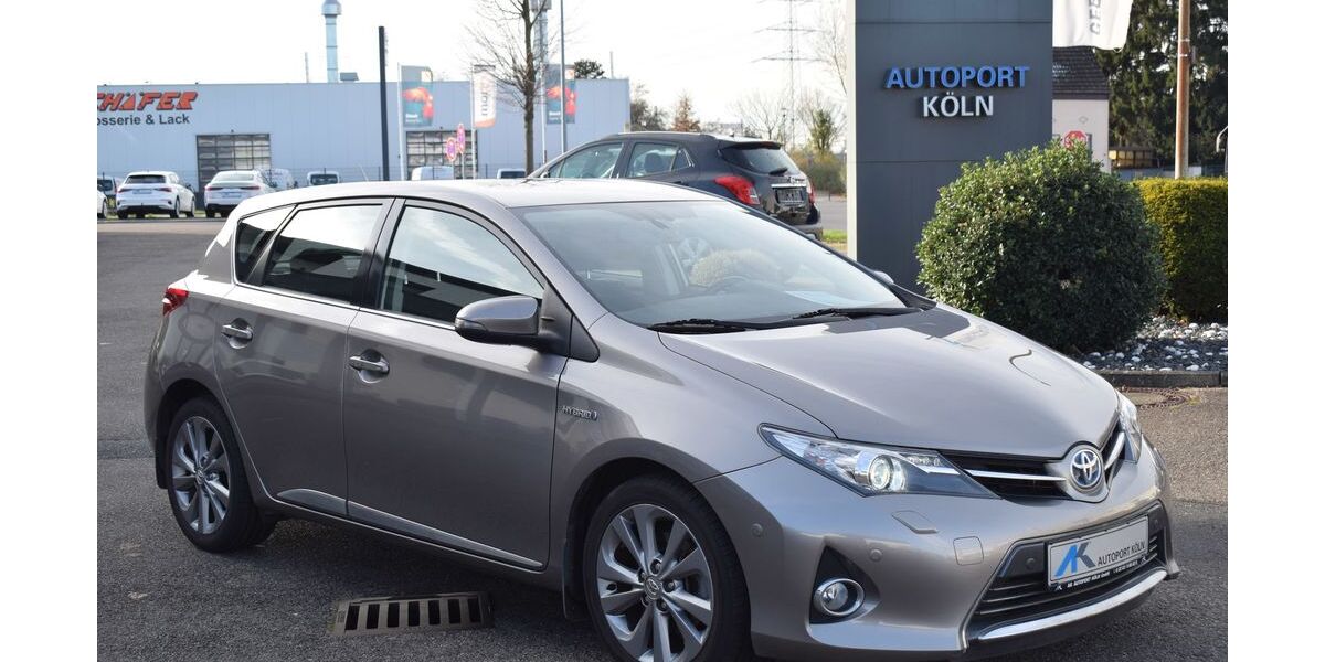 Toyota Auris 117.500 km 11.850 &euro; Köln (Nähe Flughafen Köln/Bonn) 51147