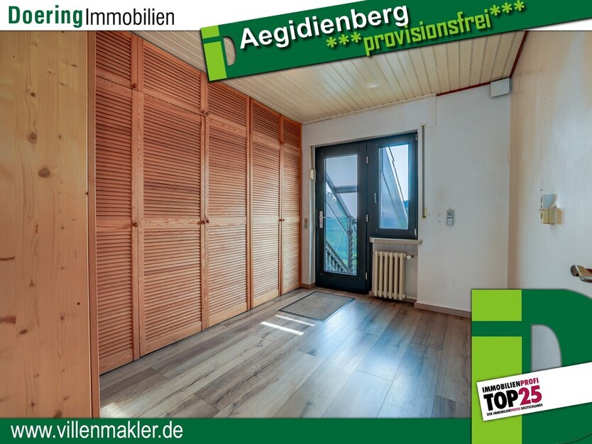 Reichlich Platz für Ihre Ideen: 307 m² Wohn- und Nutzfläche! 4 zimmer