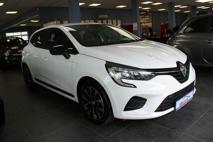 Renault Clio 29.040 km 12.480 &euro; Euskirchen 53881