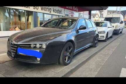 Alfa Romeo 159 330.000 km 3.500 € Siegburg 53721