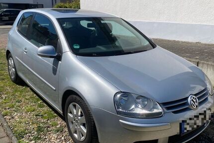 VW Golf 165.000 km 2.100 &euro; Sankt Augustin 53757