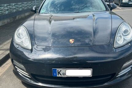 Porsche Panamera 142.000 km 20.900 &euro; Köln 50829