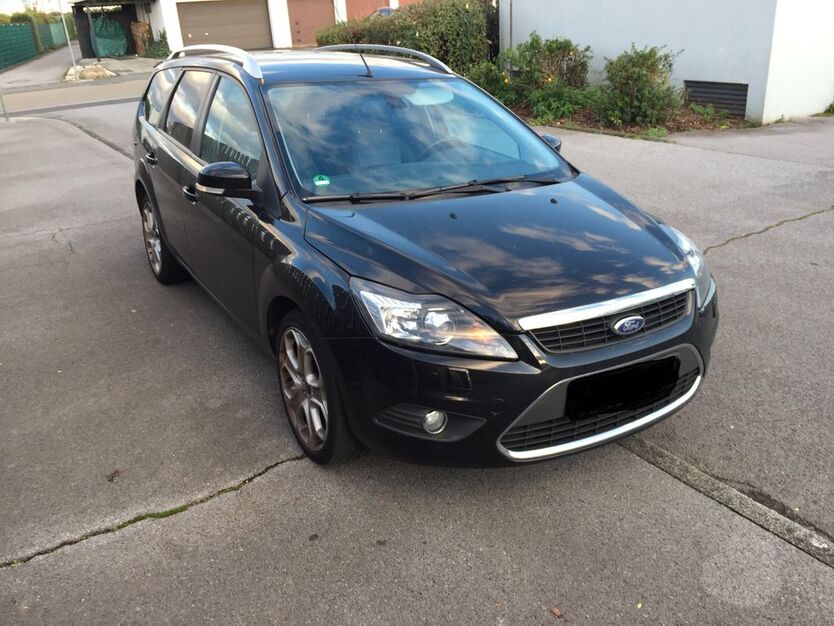 Ford Focus 127.400 km 5.699 € Frechen 50226