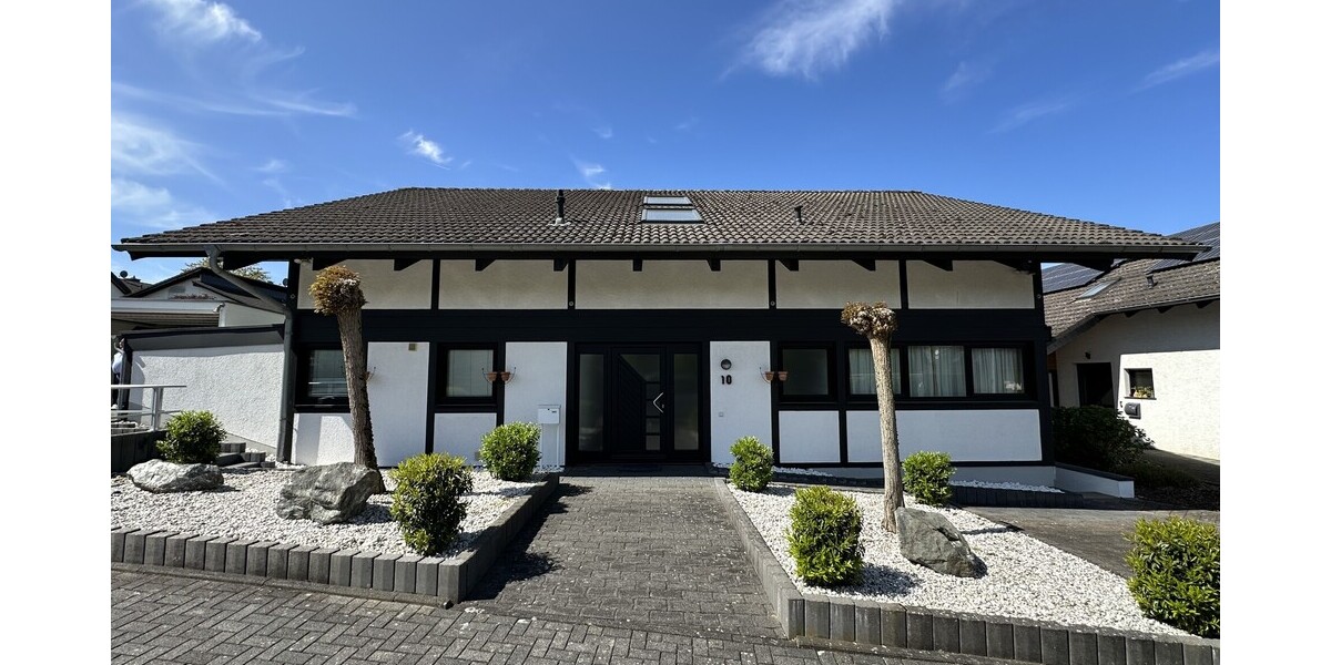 Lichtdurchflutetes modernes Einfamilienhaus mit Einliegerwohnung! - Einfamilienhaus Königswinter / Thomasberg Thomasberg | Angebot:26932422