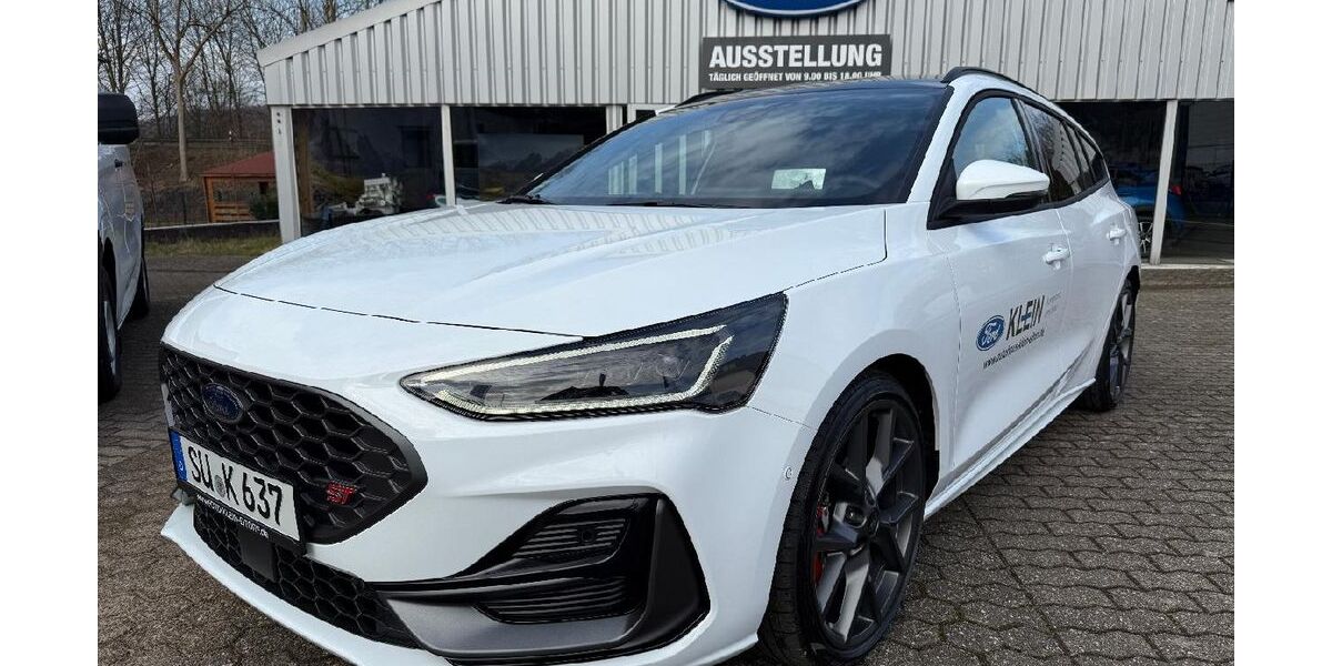 Ford Focus 9.400 km 38.990 &euro; Eitorf 53783