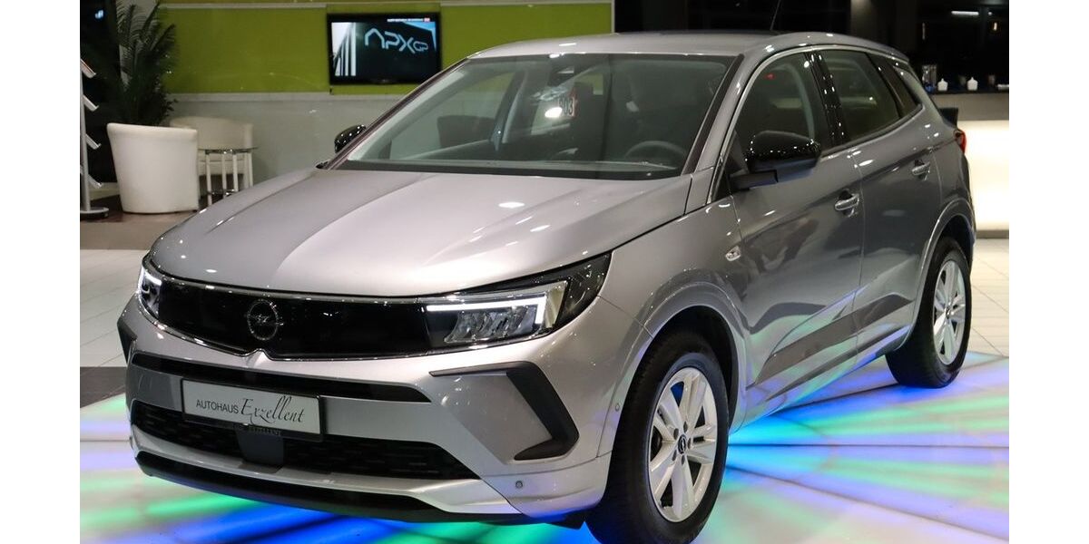 Opel Grandland (X) 4.100 km 23.750 &euro; Troisdorf (Köln/Bonn) 53842
