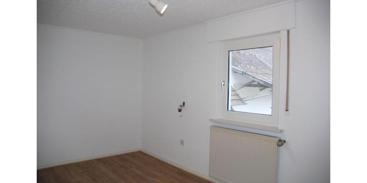 Gepflegtes, renoviertes Einfamilienhaus mit 4 Zimmern in ruhiger Lage von Much! 4 zimmer