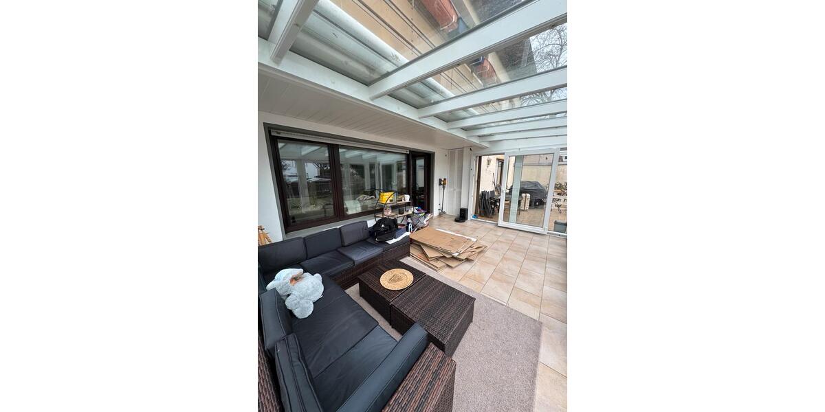 Erdgeschoßwohnung Sankt Augustin - 5 Zimmer, 140 m&sup2;, 1.400&euro; | Angebot:25882185