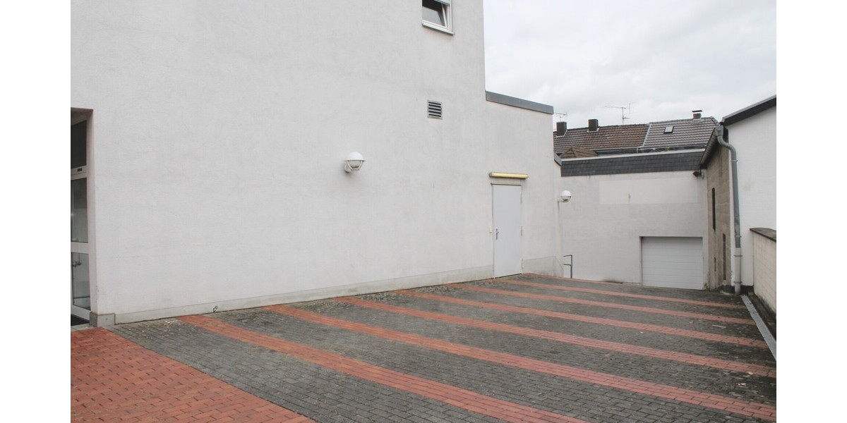Großzügige Gewerbefläche in TOP-Lage von Königswinter-Oberpleis - Gewerbeobjekt Königswinter Oberpleis | Angebot:27130614