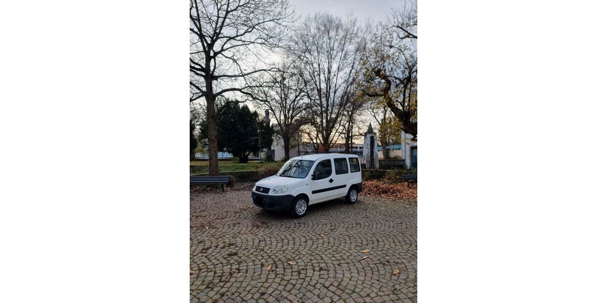 Fiat Doblo 132.000 km 4.049 &euro; Meckenheim 53340