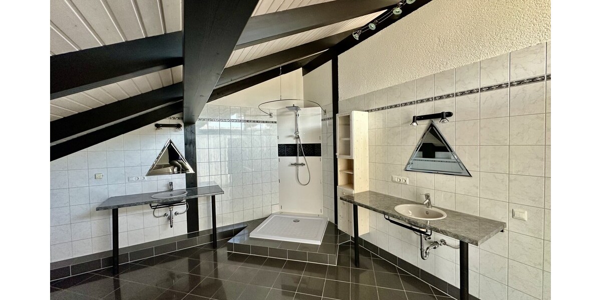 Lichtdurchflutetes modernes Einfamilienhaus mit Einliegerwohnung! - Einfamilienhaus Königswinter / Thomasberg Thomasberg | Angebot:26932422