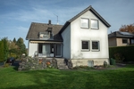 Charmantes Zweifamilienhaus mit gepflegtem Garten – Viel Platz, ruhige Lage in idyllischer Waldnähe - Zweifamilienhaus Rheinbreitbach | Angebot:23660349