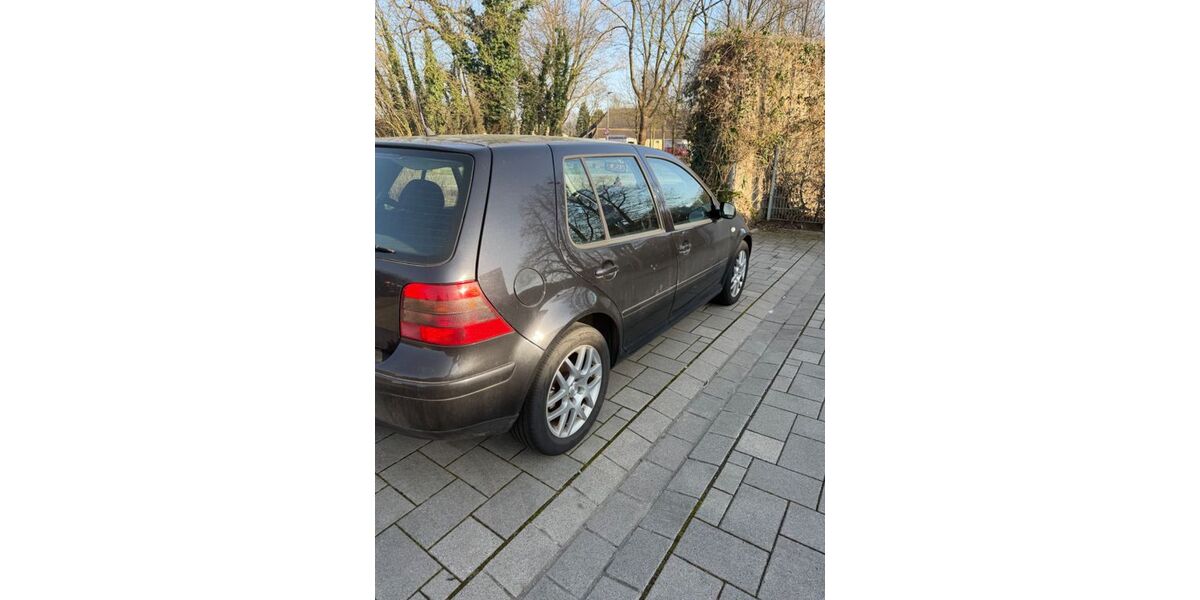 VW Golf 183.000 km 1.600 &euro; Wesseling 50389