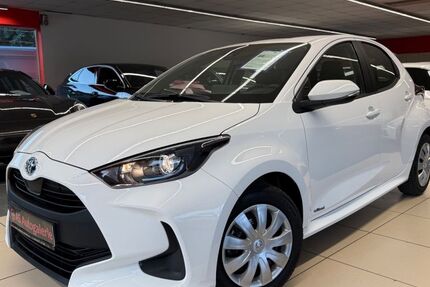 Toyota Yaris 49.999 km 17.650 &euro; Bad Breisig 53498