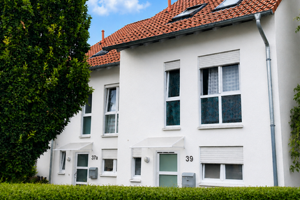 Haus Wesseling - 6 Zimmer, 130 m&sup2;, 1.500&euro; | Angebot:27201208