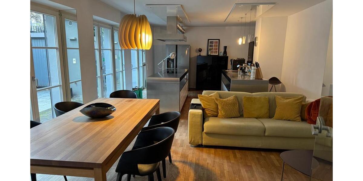 Villenviertel Neustadt-Nord 2 bis 3 Zimmer, ca. 117 m² Wohn- und Nutzfläche große Terrasse und Stellplatz - Terrassenwohnung Köln Innenstadt | Angebot:26664145