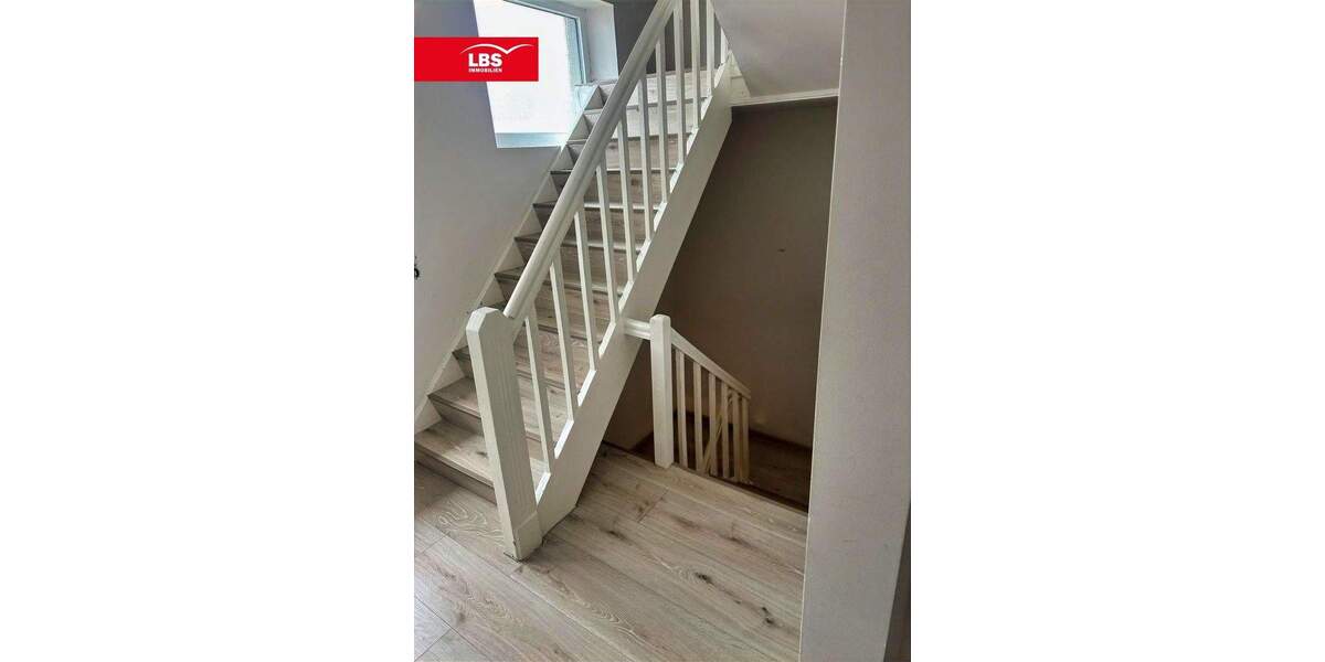 Einfamilienhaus Ruppichteroth - 6 Zimmer, 174 m&sup2;, 385.000&euro; | Angebot:24424312