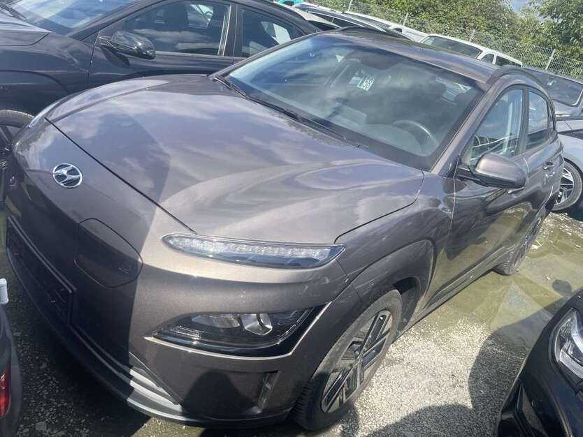 Hyundai KONA 17.157 km 16.000 € Eitorf 53783