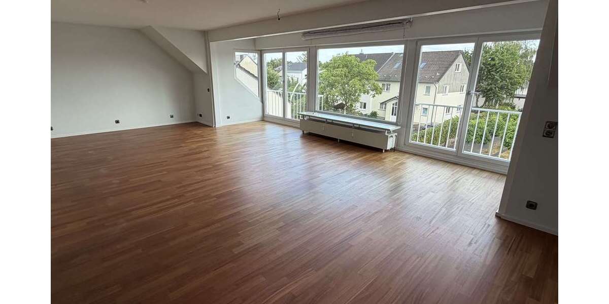Etagenwohnung Bonn Gielgen - 3 Zimmer, 120 m&sup2;, 1.380&euro; | Angebot:27153112