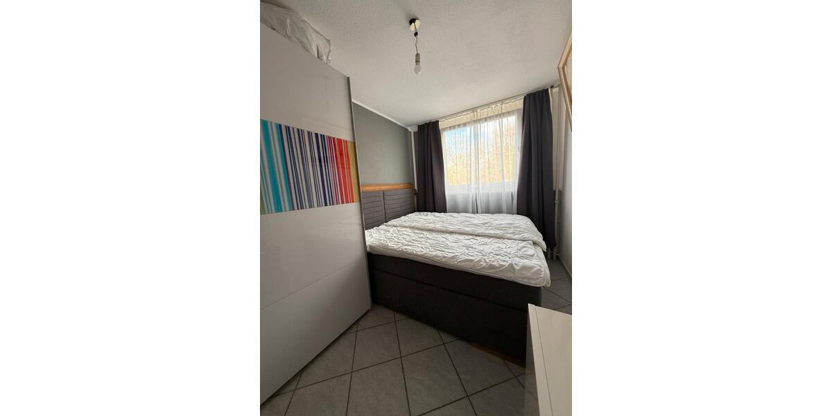 Etagenwohnung Bergisch Gladbach Gronau - 3 Zimmer, 85 m&sup2;, 1.420&euro; | Angebot:25844072