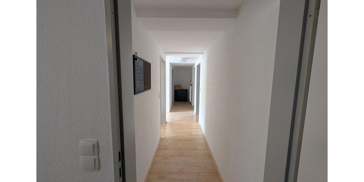 Etagenwohnung Hennef (Sieg) - 3 Zimmer, 71 m&sup2;, 570&euro; | Angebot:25649482