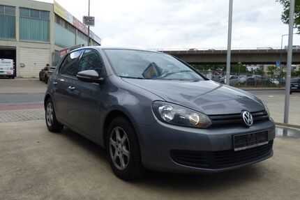 VW Golf 210.000 km 4.900 &euro; Köln 51105