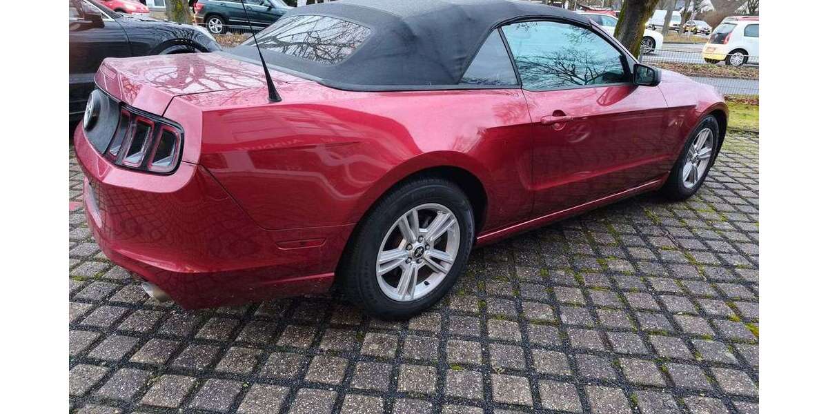 Ford Mustang 120.000 km 9.950 &euro; Sankt Augustin 53757