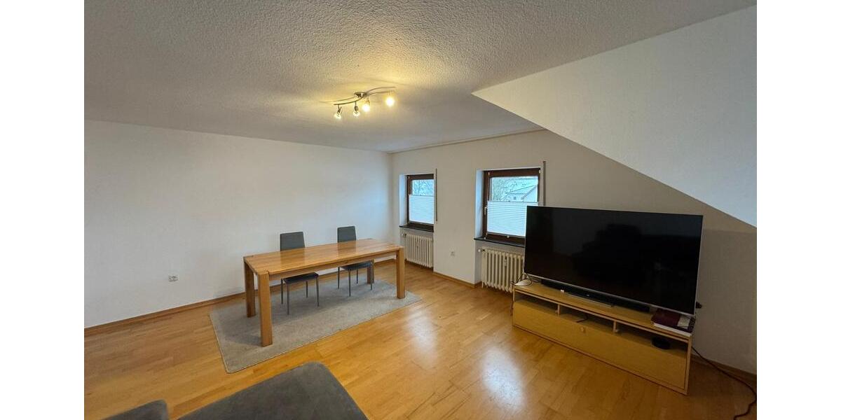 Dachgeschoßwohnung Bonn Hardtberg - 3 Zimmer, 84 m&sup2;, 680&euro; | Angebot:25690795