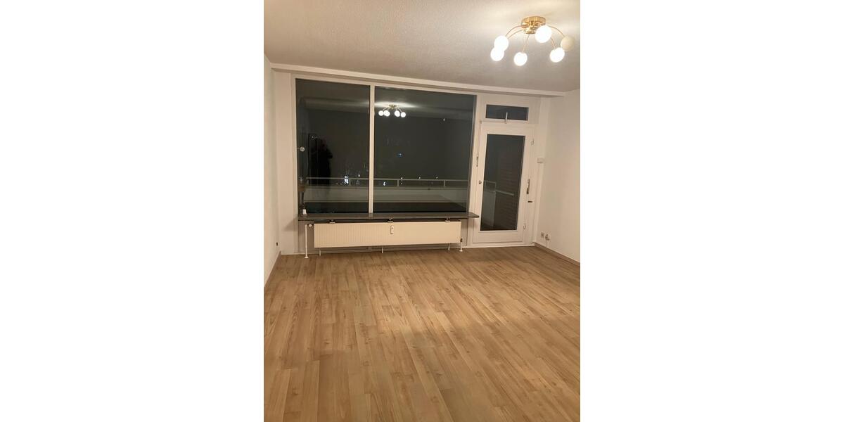 Etagenwohnung Bergisch Gladbach Alt-Frankenforst - 3 Zimmer, 80 m&sup2;, 1.535&euro; | Angebot:24743557