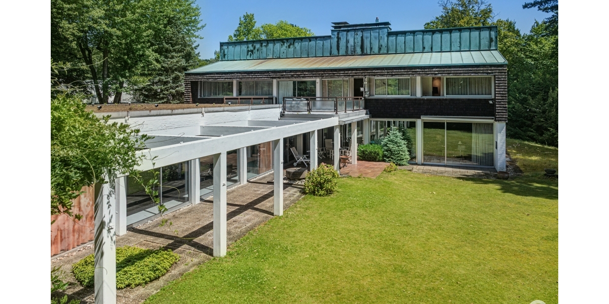 Eine Ikone im Hahnwald mit Geschichte, Charakter und einer architektonischen Handschrift, die bis heute unverwechselbar geblieben ist. - Villa Köln / Hahnwald Hahnwald | Angebot:27239631