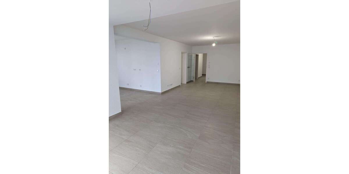 Etagenwohnung Bad Neuenahr - 3 Zimmer, 105 m&sup2;, 1.100&euro; | Angebot:25868182