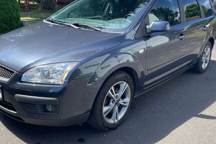 Ford Focus 164.343 km 3.499 € Bad Honnef 53604