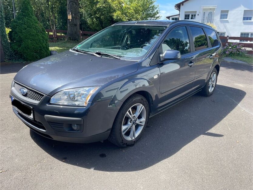 Ford Focus 164.343 km 3.499 € Bad Honnef 53604