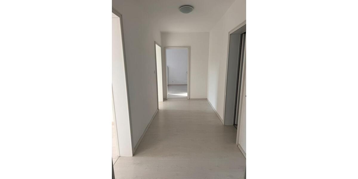 Erdgeschoßwohnung Bergisch Gladbach Frankenforst - 4 Zimmer, 104 m&sup2;, 1.600&euro; | Angebot:24616463