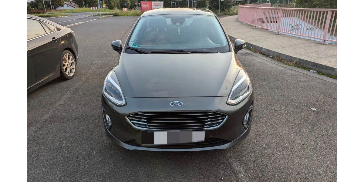 Ford Fiesta 123.500 km 8.000 &euro; Königswinter 53639