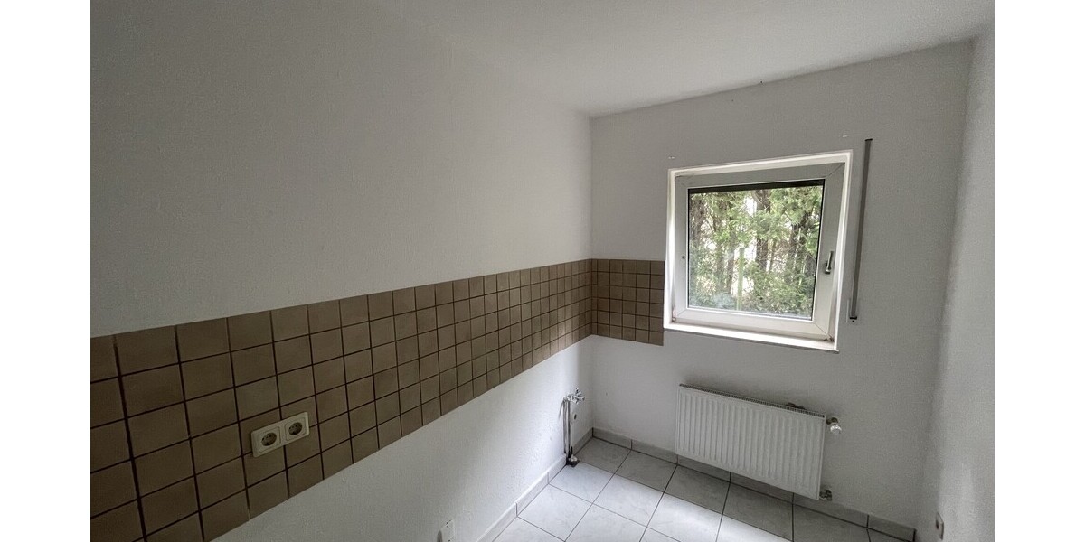 Helle Gewerbeeinheit mit 2 Kfz-Stellplätzen - Gewerbeobjekt Bad Honnef Aegidienberg | Angebot:27103896