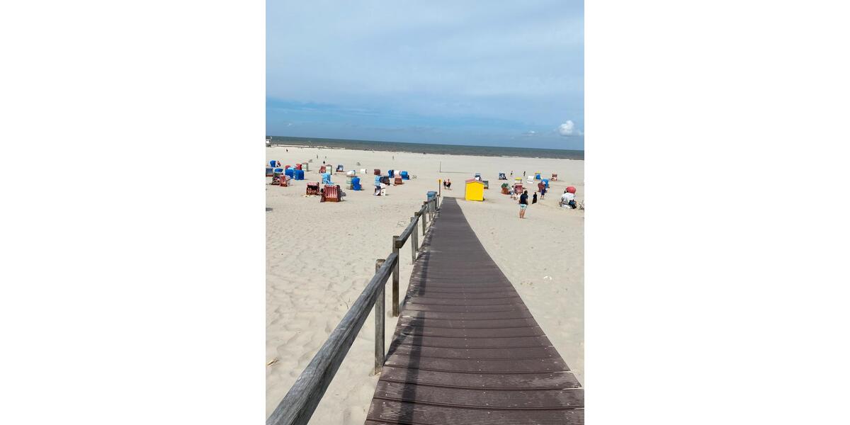 80 m² neu sanierte Oberwohnung an der NORDSEE bei Norddeich zimmer