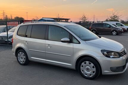 VW Touran 139.000 km 8.999 &euro; Wesseling (bei Köln) 50389