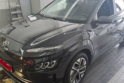 Hyundai KONA 48.289 km 18.450 &euro; Hennef 53773