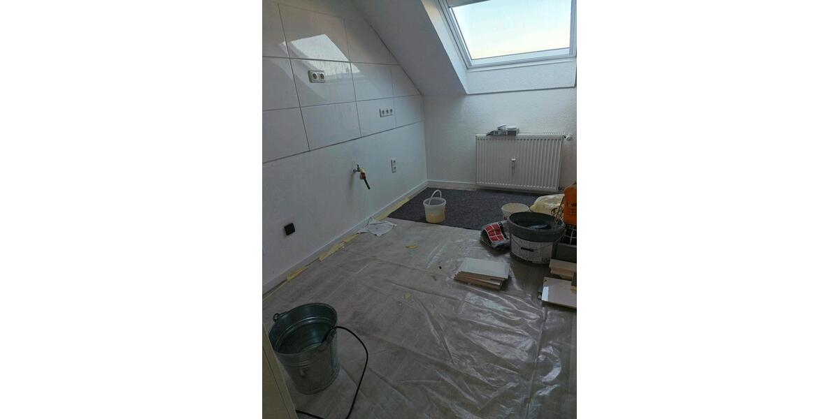 Dachgeschoßwohnung Wachtberg - 3 Zimmer, 90 m&sup2;, 850&euro; | Angebot:25793372