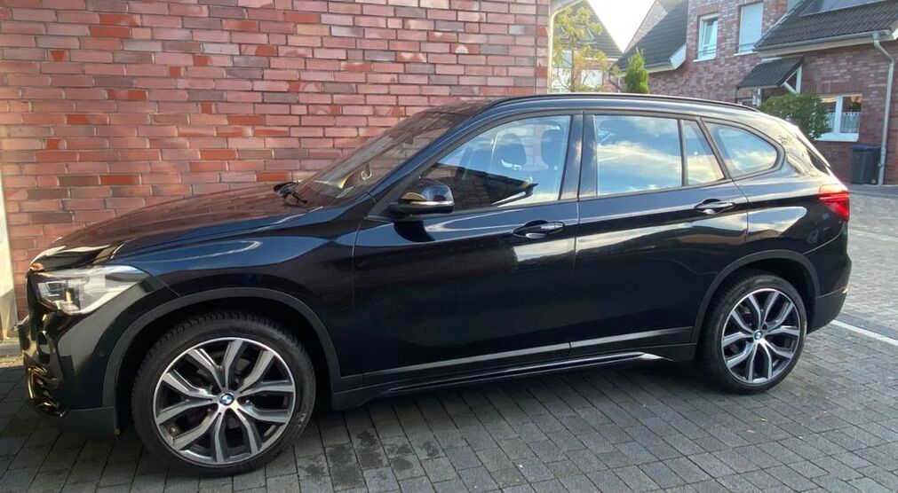 BMW X1 85.300 km 14.990 € Köln 51145