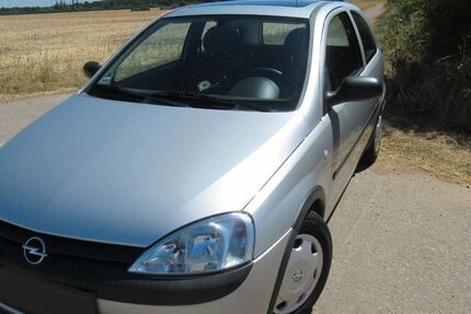 Opel Corsa 63.600 km 2.700 &euro; Euskirchen 53879